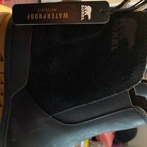 Brand new Sorel Evie Booties